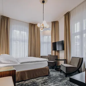 4* Hotel Esplanade Carlsbad